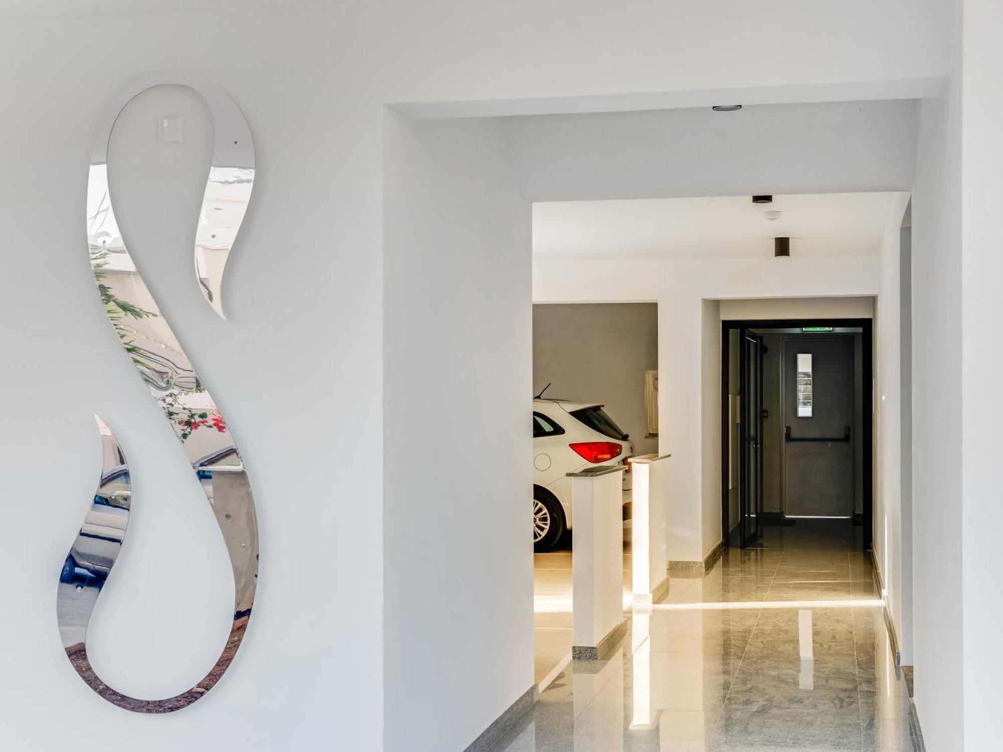 Sanders Crystal 1 Limassol Exterior foto